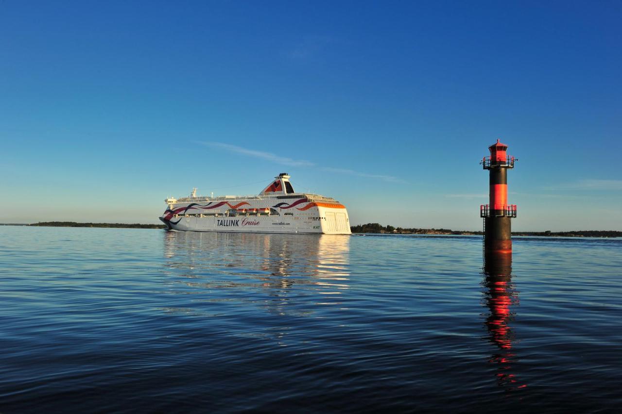 Tallink Ferry - Baltic Queen To Stockholm *